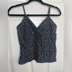 Anxiety Cafe vintage y2K back and white textured v-neck cropped tank top | L